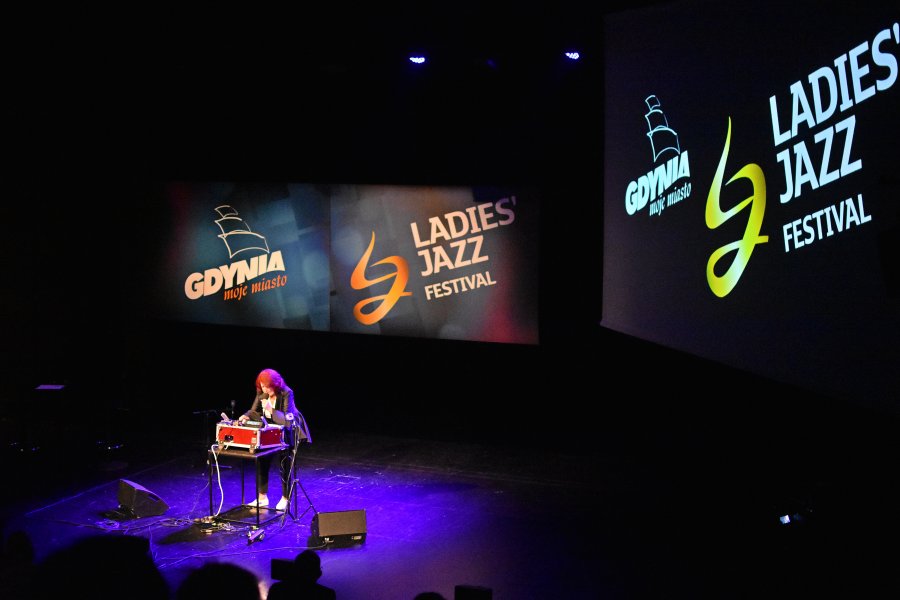 Niedzielny finał Ladies' Jazz Festival w Gdyni - Urszula Dudziak Solo, fot. Kamil Złoch