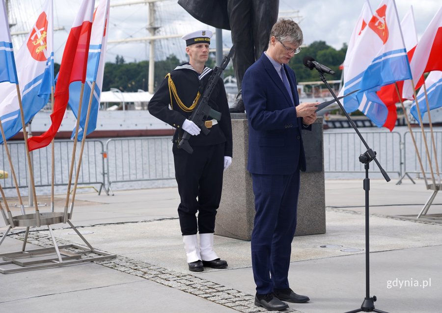 Wiceprezydent Rafał Geremek przeczytał list prezydent Aleksandry Kosiorek (fot. Karolina Szypelt)