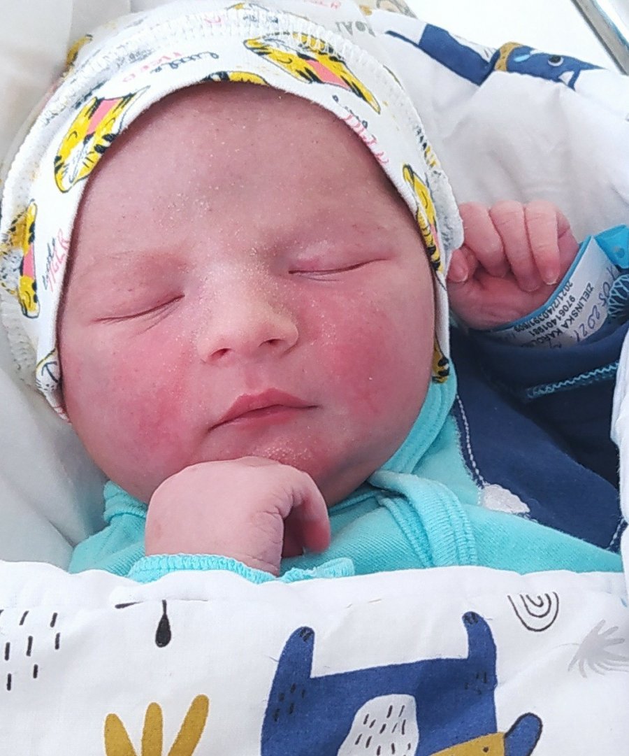 Filip 1.05.2021 3700 g, 55 cm