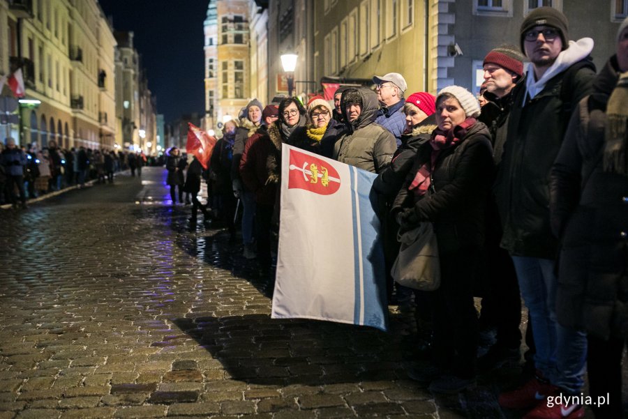 Kondukt żałobny ulicami Gdańska // fot. Karol Stańczak