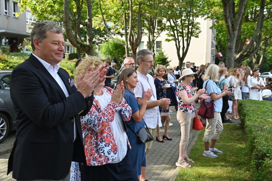 Podwójny jubileusz III LO im. Marynarki Wojennej w Gdyni - koncert w wykonaniu Orkiestry Reprezentacyjnej Marynarki Wojennej – ORMW pod batutą Pana ppor. Piotra Cuprysa. Fot. Zygmunt Gołąb 