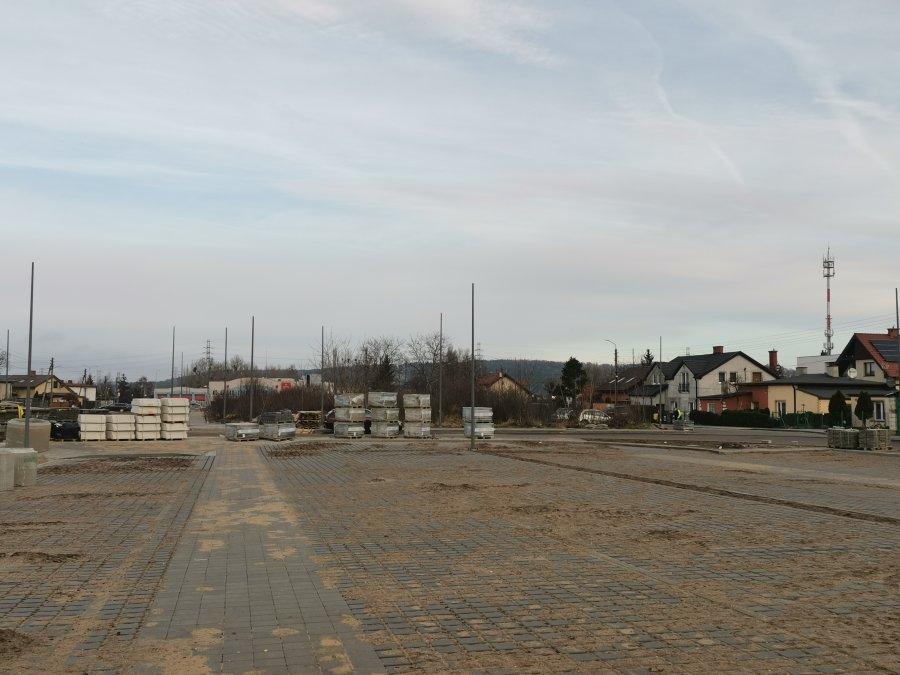 Nowy parking na rewitalizowanym osiedlu Meksyk // fot. Laboratorium Innowacji Społecznych