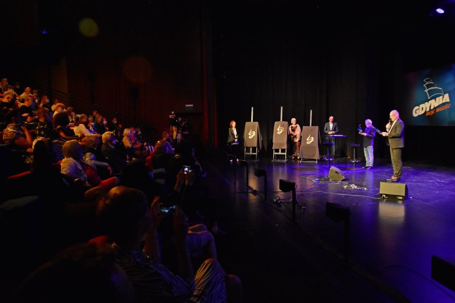 Niedzielny finał Ladies' Jazz Festival w Gdyni - wiceprezydent Gdyni Michał Guć, fot. Kamil Złoch