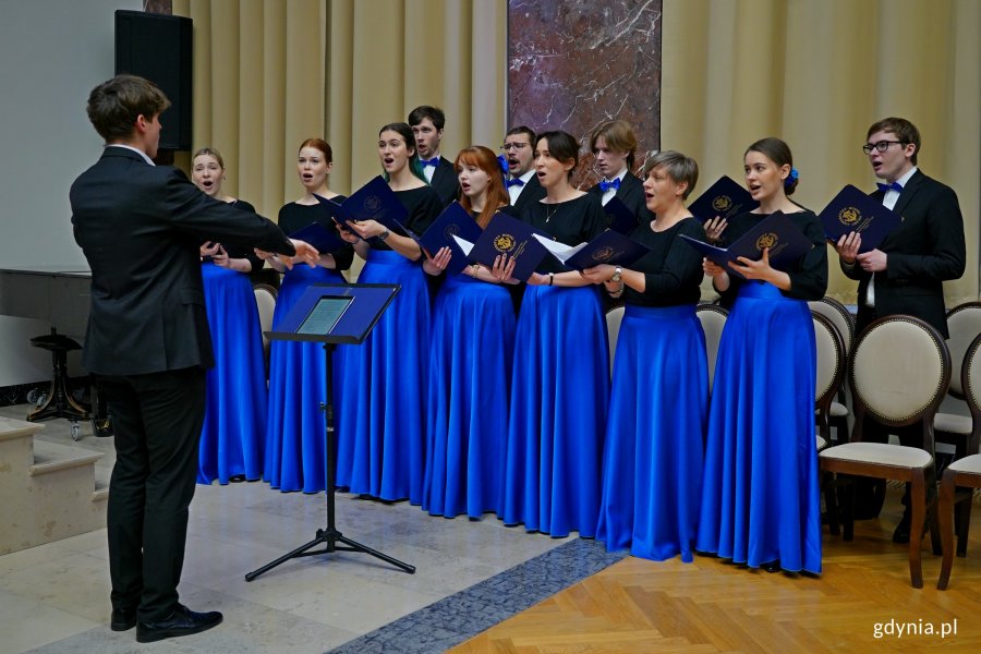 Uroczystość uświetnił występ Akademickiego Ch&oacute;ru Uniwersytetu Morskiego w Gdyni 