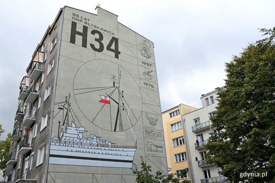 Mural stworzony w ramach obchodów 85. rocznicy podniesienia biało-czerwonej bandery na okręcie ORP „Błyskawica” // fot. Magdalena Czernek 
