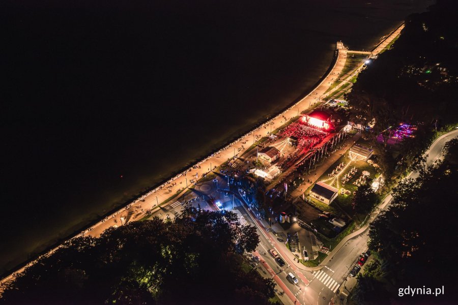 Skwer Arki Gdynia (fot. Karol Makurat)
