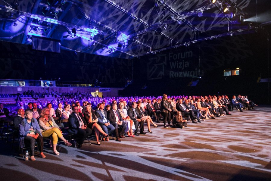 Nagrody gospodarcze wręczono podczas wieczornej Gali Forum Wizja Rozwoju w Gdynia Arenie, fot. Karol Stańczak