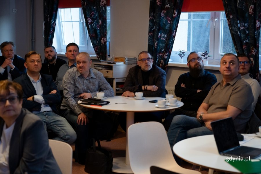 Obrady Rady Dzielnicy Chylonia. (fot. Natalia Kawalerowicz)