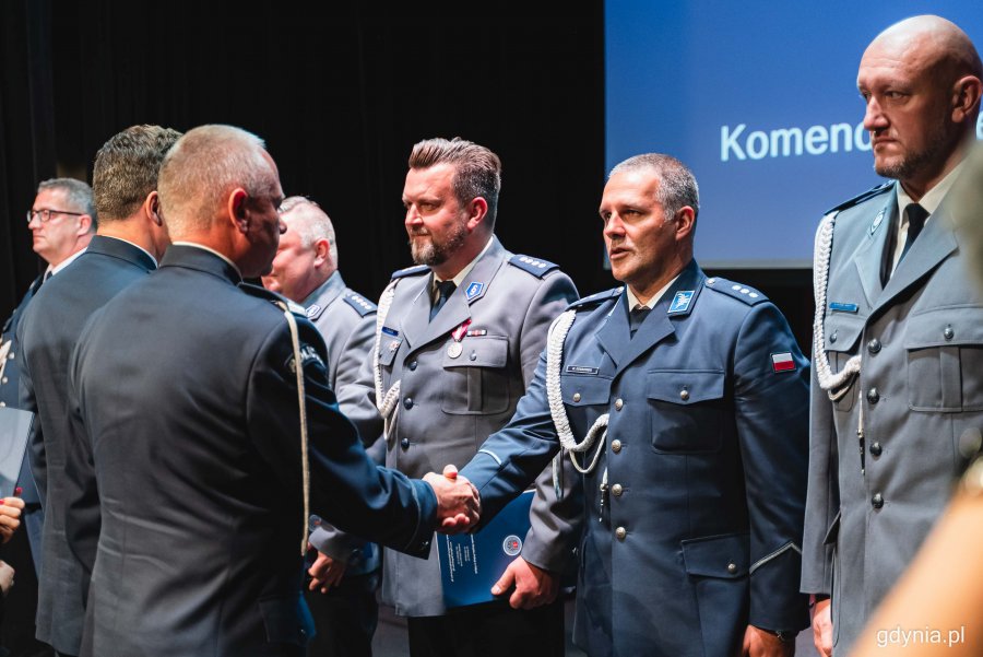 Święto Policji w Konsulacie Kultury w Gdyni, fot. Kamil Złoch