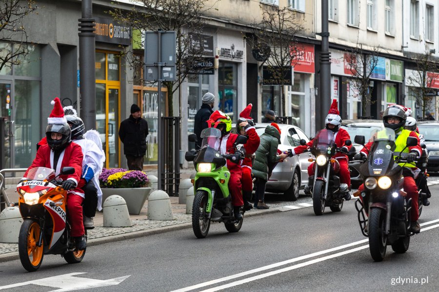 Mikołaje na Motocyklach w Gdyni, fot. Piotr Żagiell