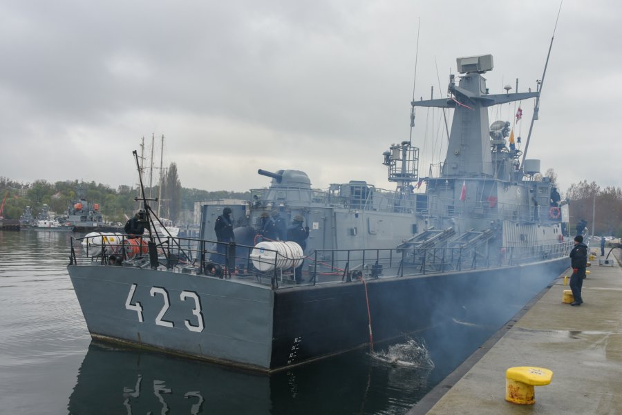 ORP „Grom” ćwiczy na wodach Zatoki Gdańskiej // fot. kmdr ppor. Radosław Pioch / 3.FO