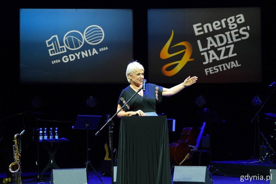 Krystyna Stańko ogłasza decyzję jury