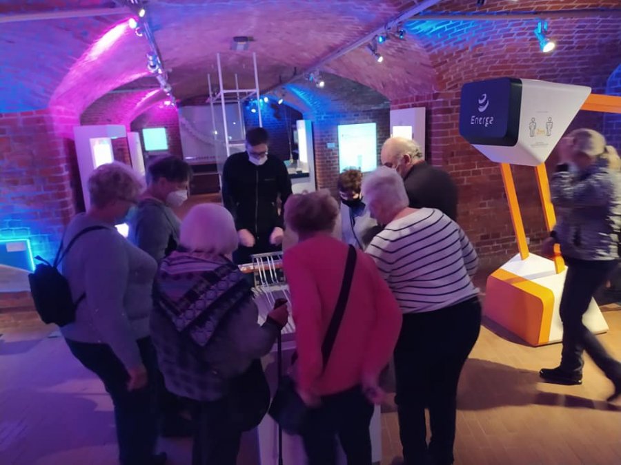 Seniorzy z Klubu Seniora "Północ" aktywnie spędzają czas//fot. Facebook Klub Seniora "Północ"