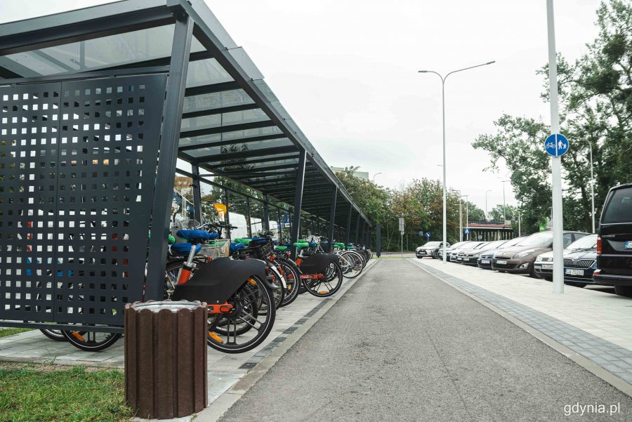 Otwarcie węzła integracyjnego w Rumi, który zrealizowano w ramach Zintegrowanych Inwestycji Terytorialnych na terenie Obszaru Metropolitalnego Gdańsk-Gdynia-Sopot, fot. Kamil Złoch