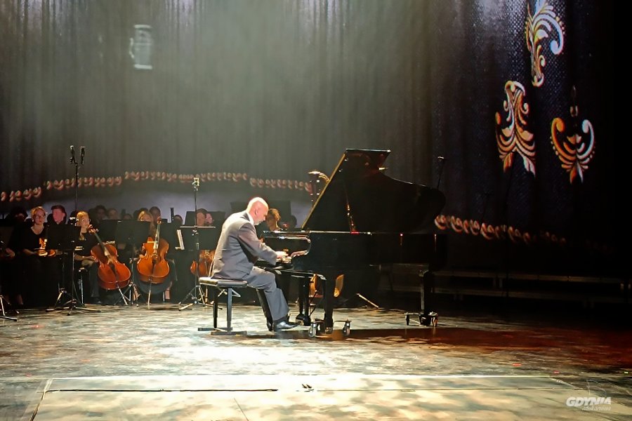 Występ pianisty - absolwenta gdyńskiej Szkoły Muzycznej