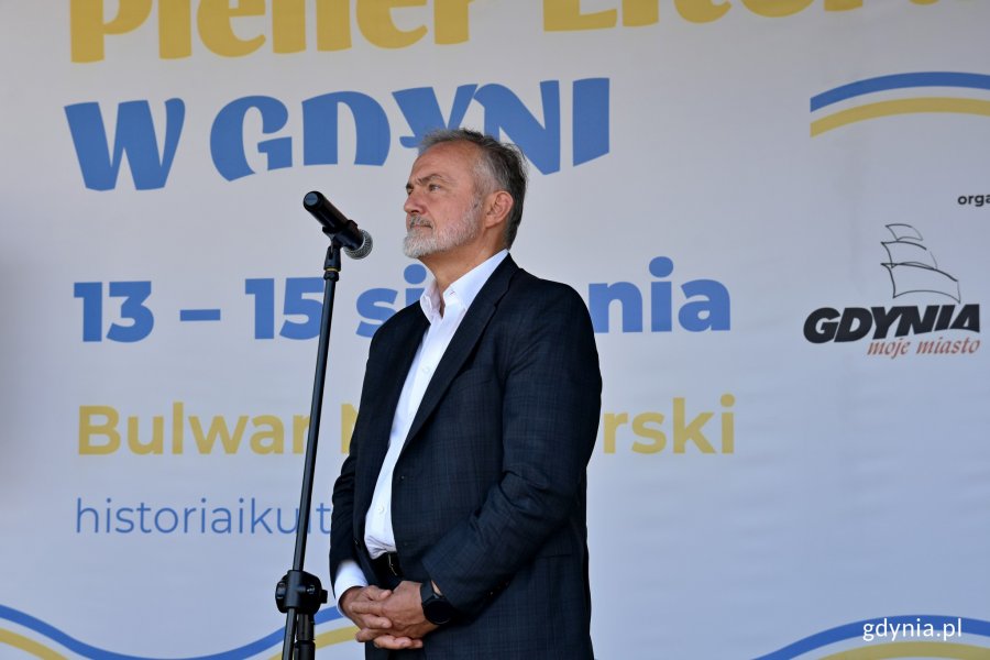 Wojciech Szczurek - prezydent Gdyni podczas otwarcia Pleneru Literackiego w Gdyni // fot. Magdalena Czernek