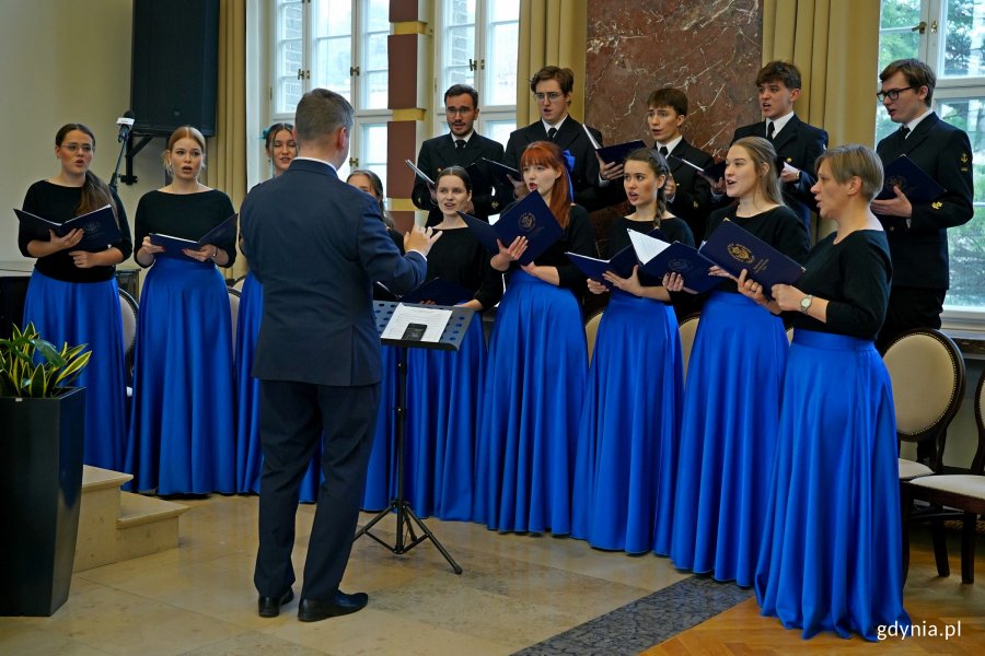 Uroczystości z okazji święta Uniwersytetu Morskiego uświetnił występ Akademickiego Chóru Uniwersytetu Morskiego