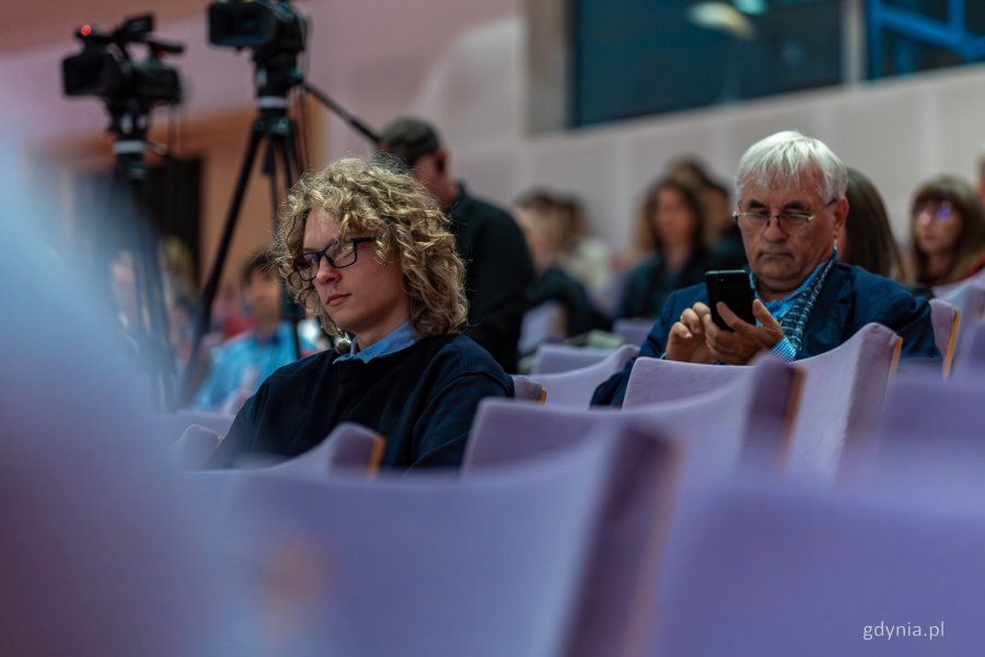 Uczestnicy konferencji naukowej „Modernizm w Europie – modernizm w Gdyni” – dzień pierwszy, piątek, 18 września (fot. Kamil Złoch)