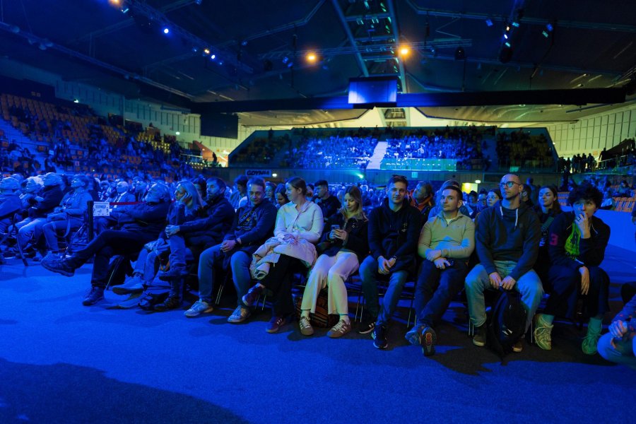 Sobotnie prelekcje cieszyły się dużym zainteresowaniem uczestnik&oacute;w (fot. Paweł Budziński)