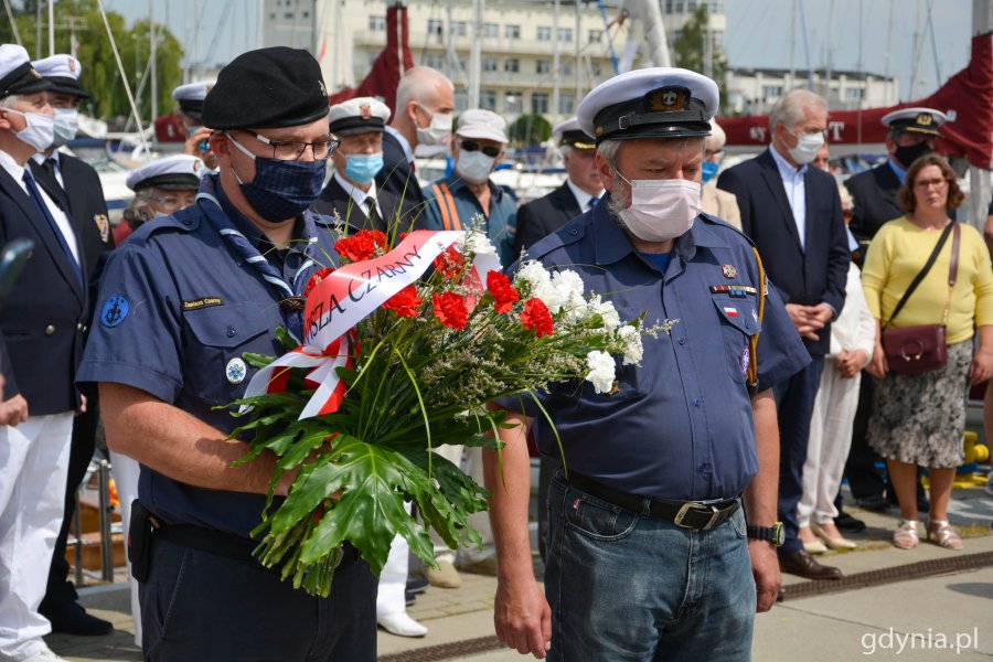 W Alei Żeglarstwa Polskiego odsłonięto tablice komandora Bolesława Romanowskiego i Henryka Fronczaka // fot. Paweł Kukla