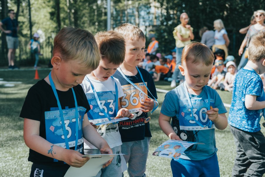 Dzieci z medalami