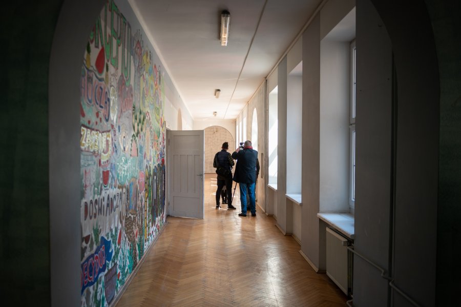 Budynek dawnej szkoły przy ul. 10 lutego zaadaptowany zostanie na potrzeby Centrum Nowoczesnego Seniora // fot. Laboratorium Innowacji Społecznych