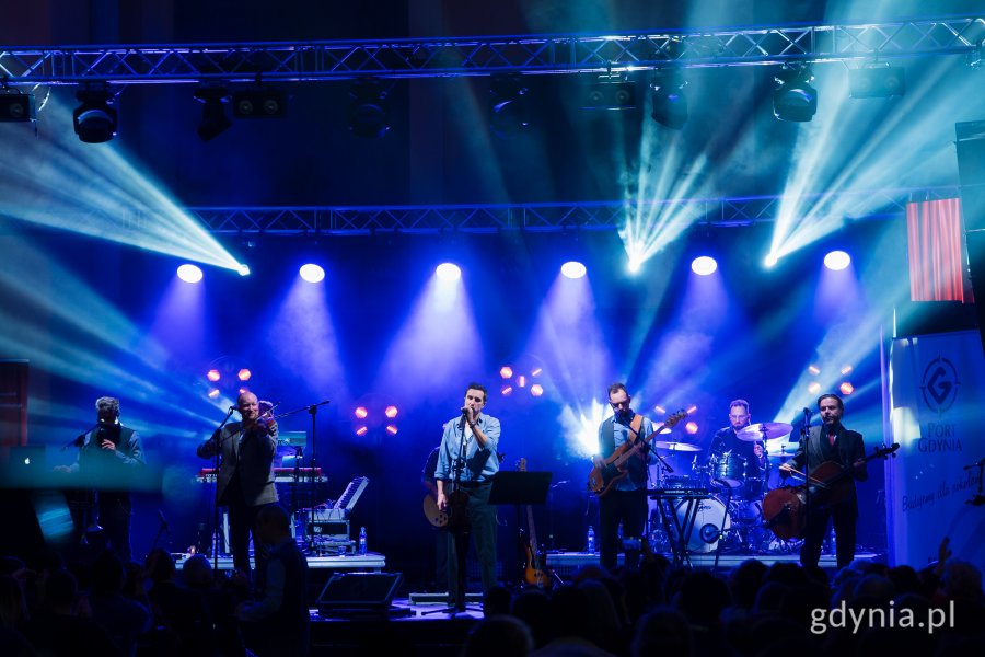 Koncert zespołu Zakopower. Gala finałowa X edycji Przeglądu Teatrów Amatorskich „Kurtyna” w gdyńskim Małym Kacku (fot. Paweł Budziński)