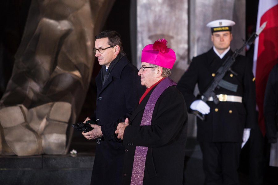 Poranne uroczystości upamiętniające ofiary Grudnia '70 // fot. Karol Stańczak