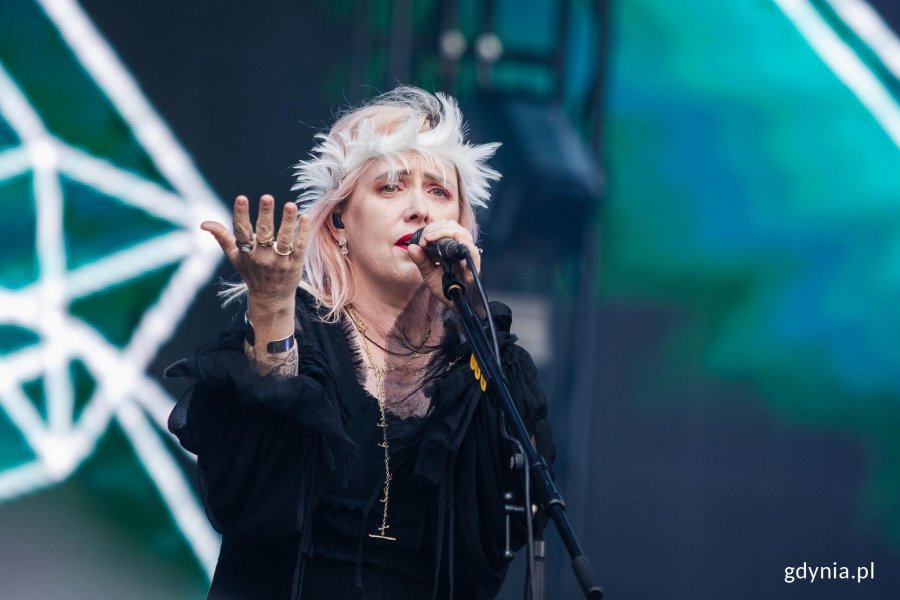 Grupa Slowdive podczas koncertu na Open'erze 