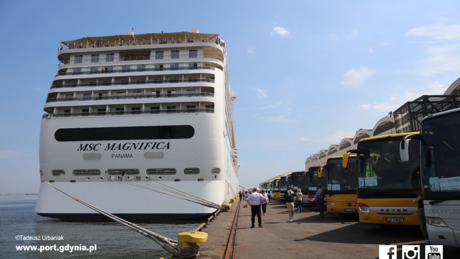 Wycieczkowiec MSC Magnifica zawinął do Gdyni // fot. T. Urbaniak