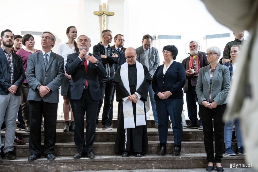 Gdyńskie śniadanie wielkanocne dla samotnych i potrzebujących, fot. Dawid Linkowski