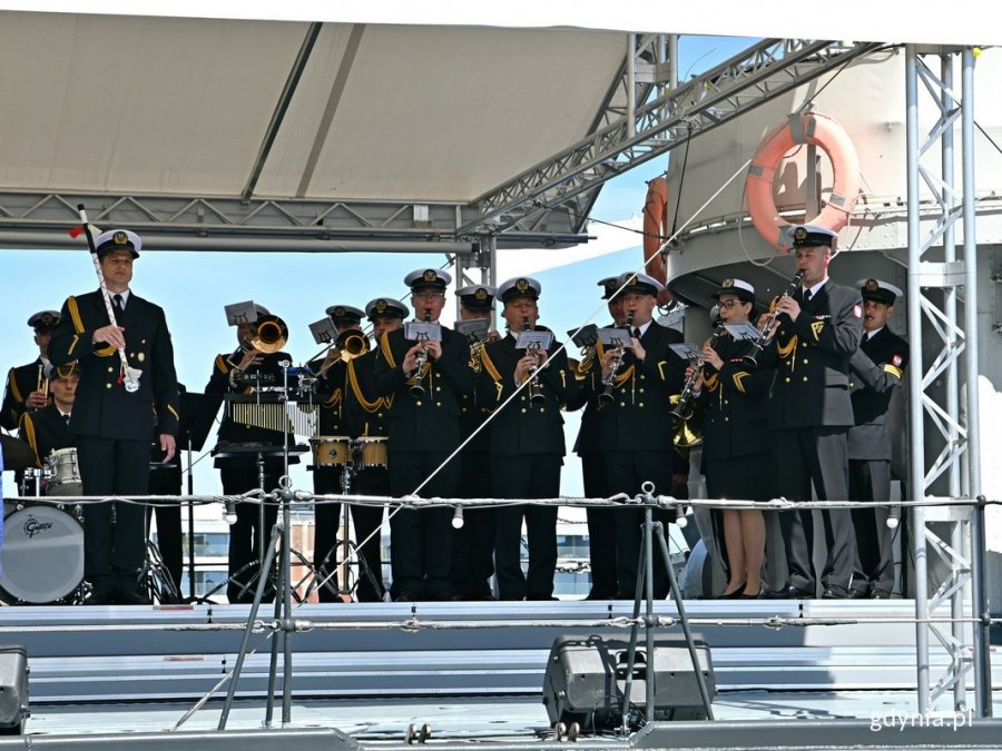 Koncert Orkiestry Reprezentacyjnej Marynarki Wojennej na pokładzie okrętu-muzeum ORP „Błyskawica” 