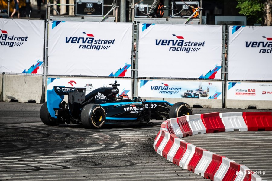 Gdynia znalazła się w centrum motoryzacyjnej Polski - wszystko za sprawą Verva Street Racing Gdynia 2019 // fot. Dawid Linkowski