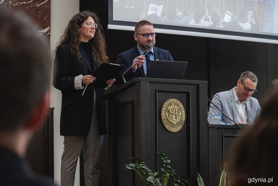 Konsultacje dotyczące ruchu rowerowego ze studentami gdyńskich uczelni na Uniwersytecie Morskim w Gdyni, 10 maja 2023 roku, fot. Kamil Złoch