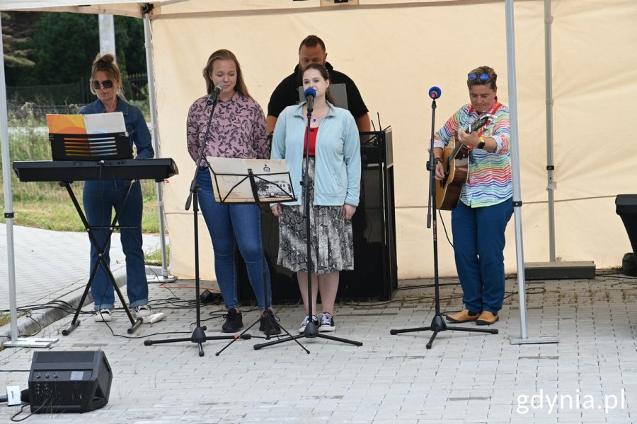 ludzie na scenie