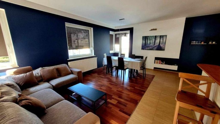 Salon z aneksem kuchennym w Apartamencie Wolności - 85 m na wyłączność