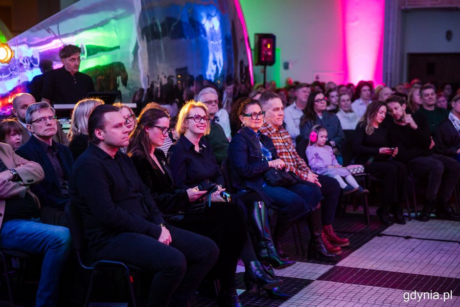 publiczność koncertu