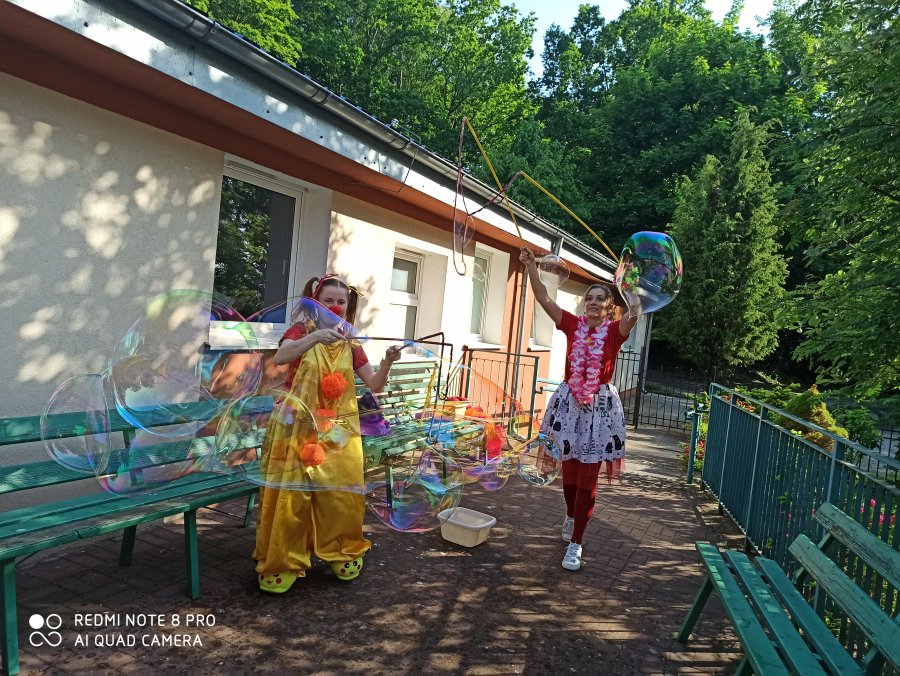  „Dr Clown”  realizuje program „terapii śmiechem”, fot. Fundacja „Dr Clown”