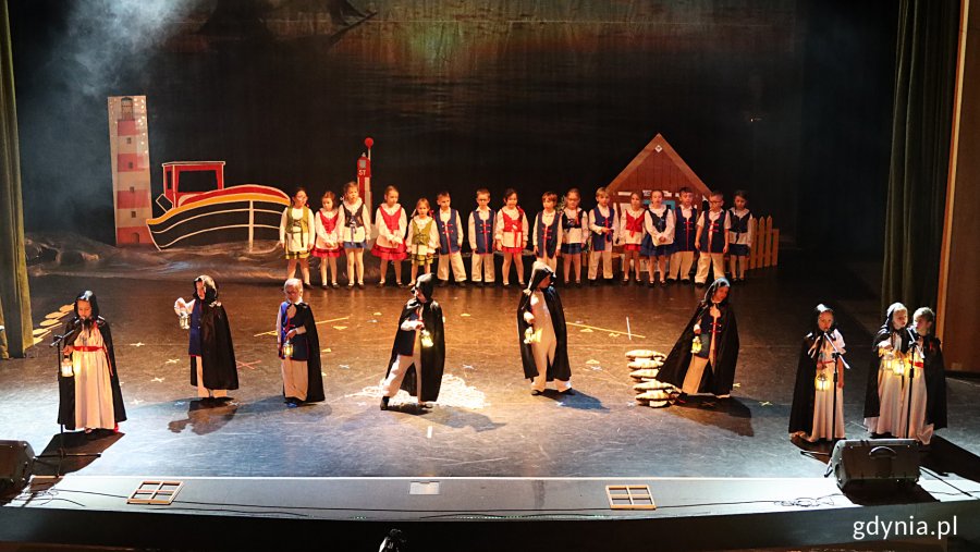 VIII Koncert Patriotyczny &bdquo;Kto Ty jesteś? Polak mały!&rdquo; pt.: &bdquo;Wolna jak ptak&rdquo; w Klubie 3 Flotylli Okręt&oacute;w w Gdyni (fot. Katarzyna Balcerzak)