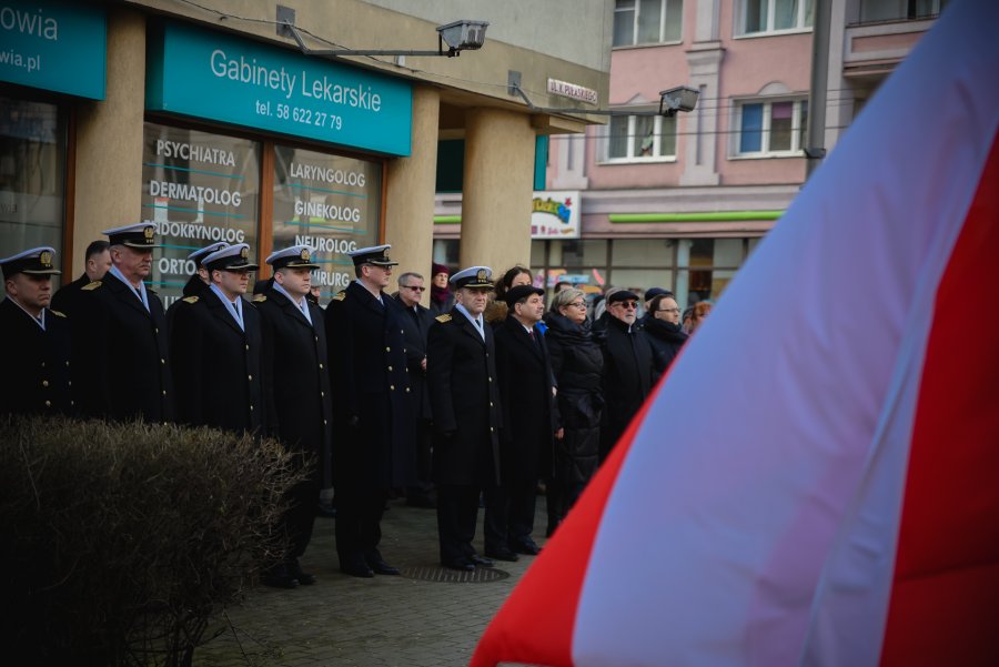 Miejskie uroczystości pod pomnikiem Ofiar Terroru Komunistycznego przy ul. Pułaskiego, fot. st. chor. szt. mar. Piotr Leoniak