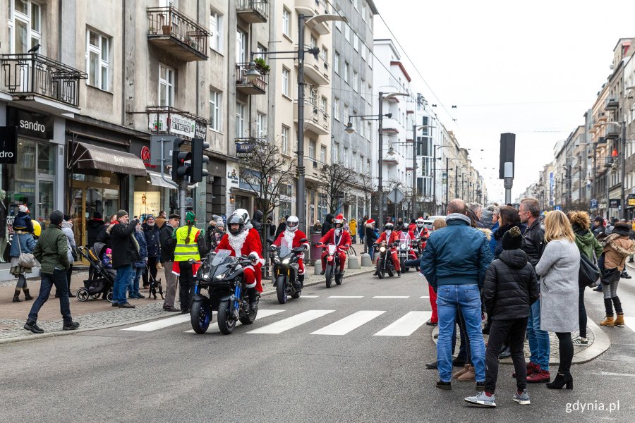 Mikołaje na Motocyklach w Gdyni, fot. Piotr Żagiell