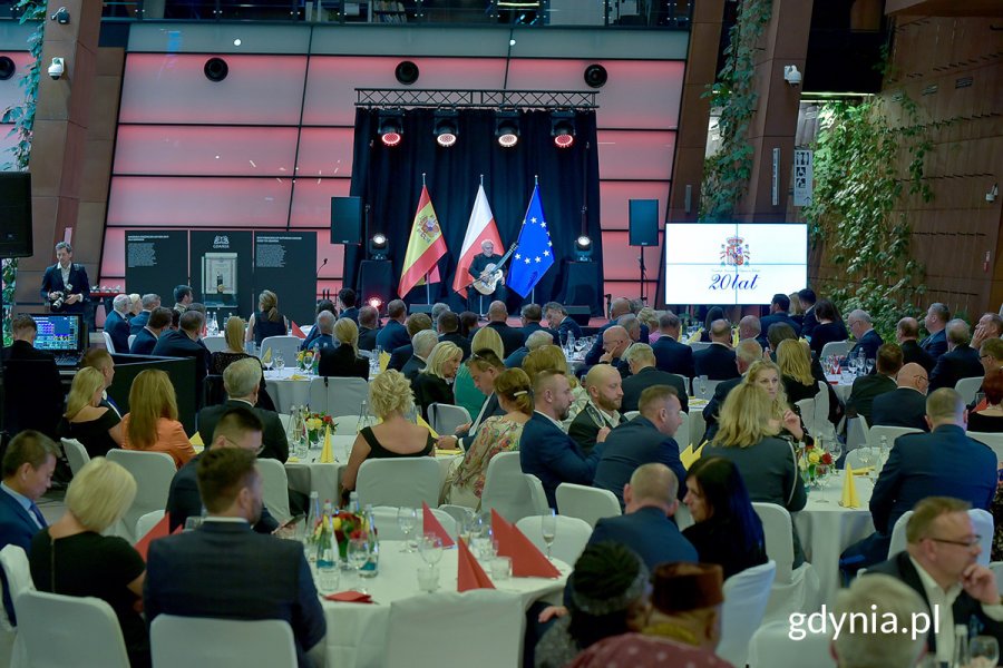 Na zdj. goście na uroczystości z okazji 20-lecia Konsulatu Królestwa Hiszpanii w Gdańsku