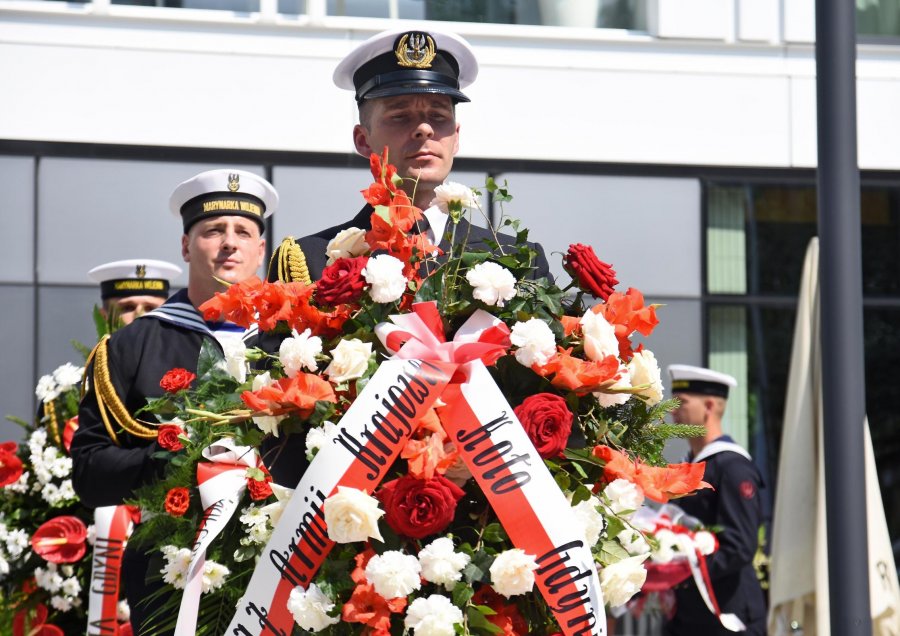 Uroczystości upamiętniające 74. rocznicę wybuchu Powstania Warszawskiego w Gdyni, fot. Kamil Złoch