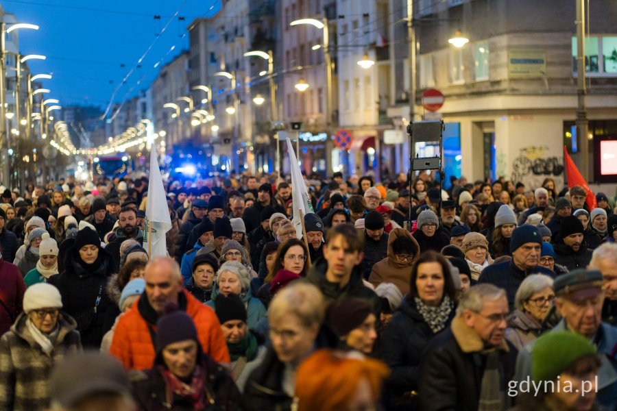 Gdyńska Droga Krzyżowa przeszła ulicami miasta 