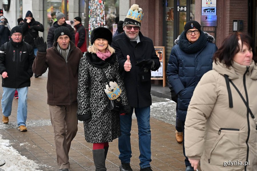 W Orszaku Trzech Króli uczestniczyła m.in. Bożena Zglińska - dyrektorka Centrum Aktywności Seniora