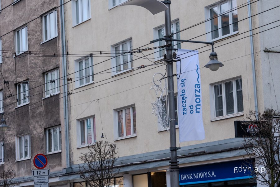 Gdynia uroczyście oflagowana z okazji urodzin