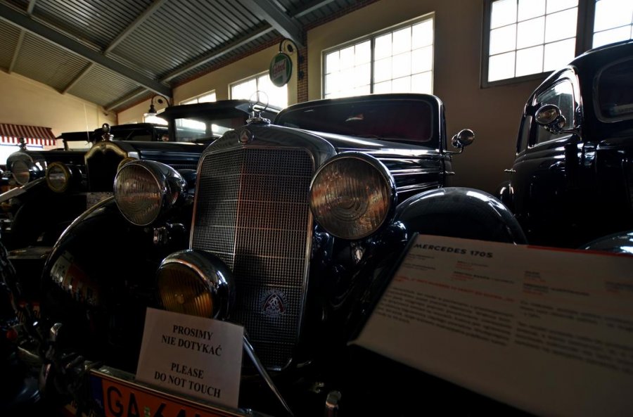 Gdyńskie Muzeum Motoryzacji od teraz, po 10 latach funkcjonowania, oficjalnie może cieszyć się ze statusu prywatnego muzeum, fot. Kamil Złoch
