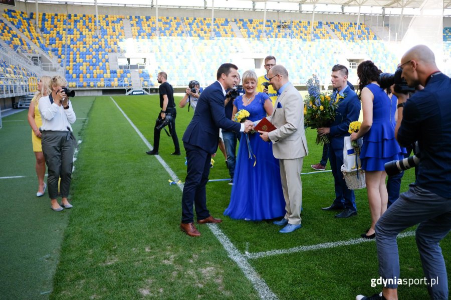 Ślub na Stadionie Miejskim / fot. Dawid Linkowski