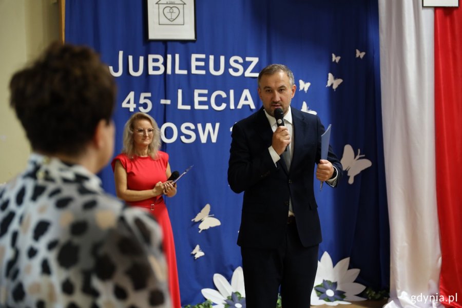 Na zdj. m.in. wiceprezydent Gdyni Tomasz Augustyniak