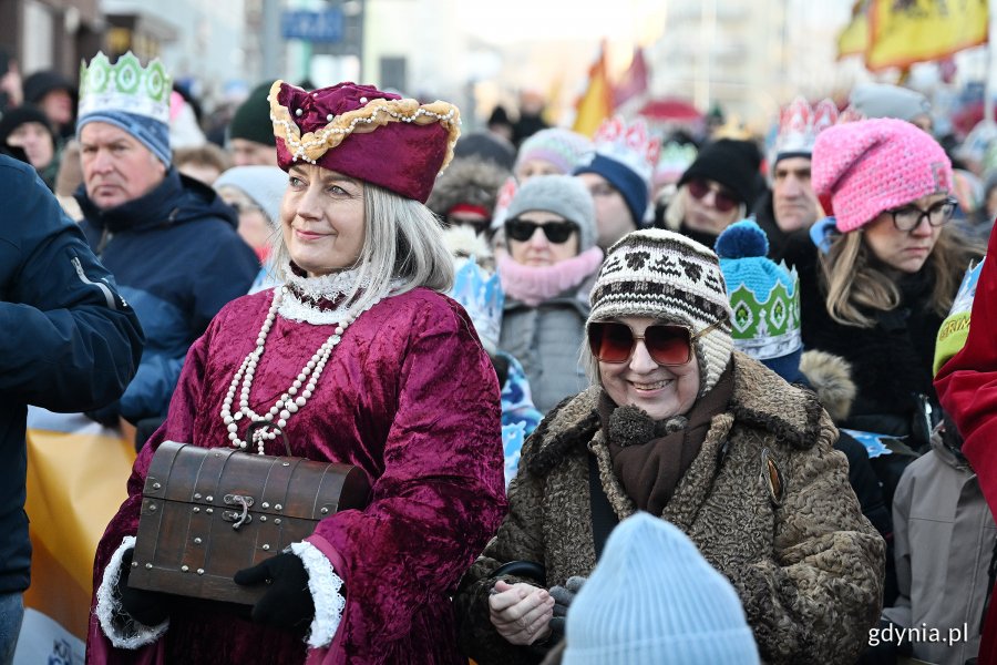 Orszak Trzech Kr&oacute;li na ulicach Gdyni 